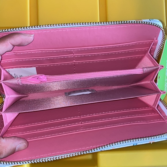 Wallet - Picture 3 of 3